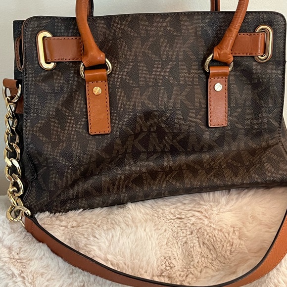 Michael Kors Hamilton MK Logo Satchel Handbag East West Brown - Picture 2 of 7
